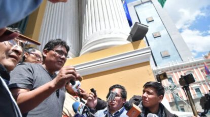 Caso por difamación del diputado Héctor Arce en plaza Murillo