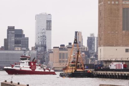 Helicóptero se estrella en el río Hudson