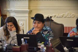 paro indefinido de choferes en La Paz