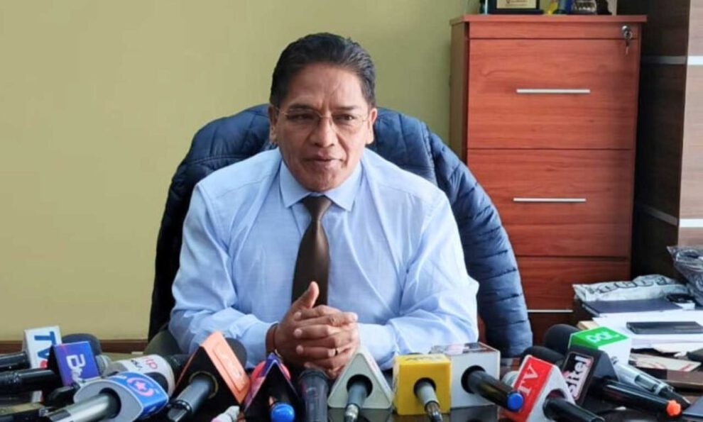 Aumento de precios en medicamentos discutido por Jorge Silva