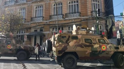 Golpe de Estado en Bolivia con tanques militares frente al Gobierno