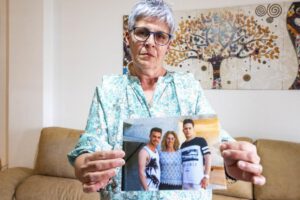 Madre encuentra a su hijo robado tras 43 años de búsqueda