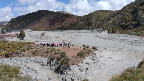 denuncia contra Comibol por mazamorra en Llallagua