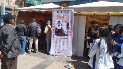 Empadronamiento biométrico para las elecciones en Bolivia