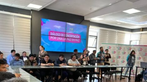 Acuerdo entre Alcaldía y choferes sobre tarifas de transporte público