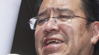 Asonada militar y declaraciones del ministro de Justicia, César Siles