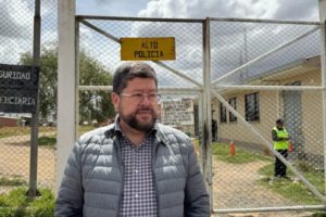 Doria Medina y Camacho se reúnen en Chonchocoro