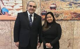 Incentivan el turismo hacia Bolivia con exhibición de galería fotográfica en China