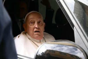 Papa Francisco visita prisión Regina Coeli