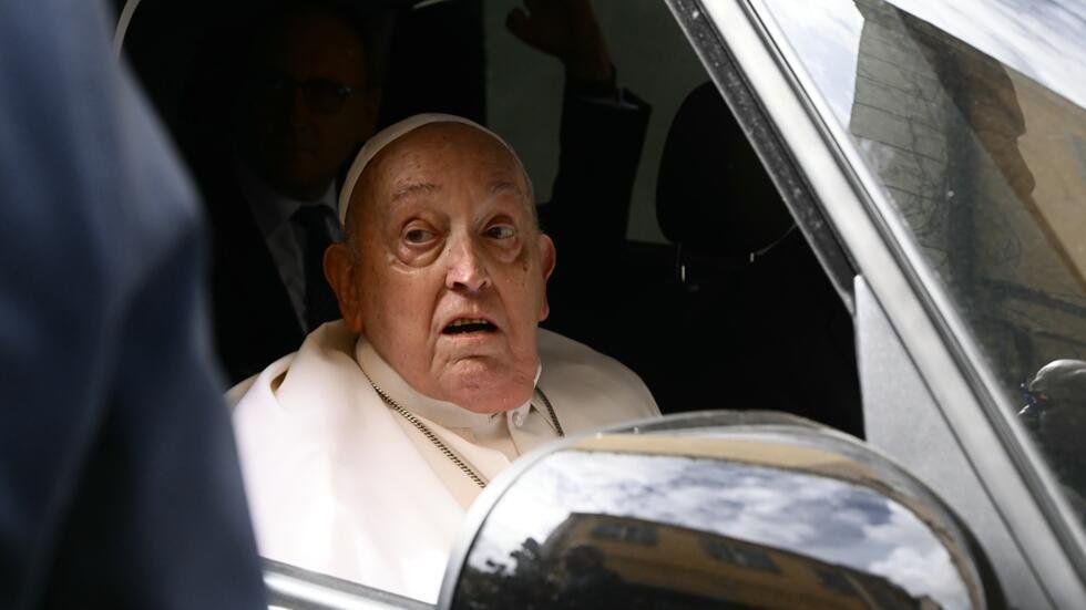 Papa Francisco visita prisión Regina Coeli