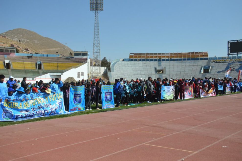 división Infantojuvenil celebró 62 años de vigencia