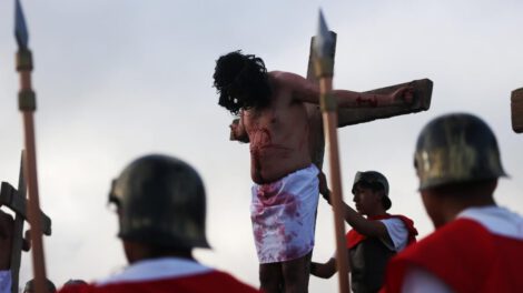 Viacrucis en Villa Armonía representa la fe comunitaria