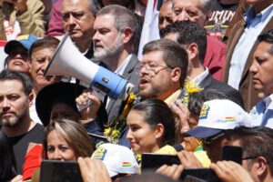 Doria Medina inscribe la alianza Unidad ante el TSE