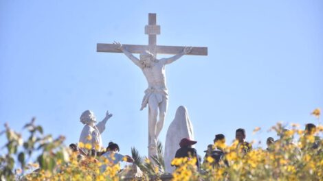 El viacrucis más grande del mundo en Cochabamba