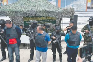 Caso baldosas de madera relacionado con narcotráfico en Bolivia