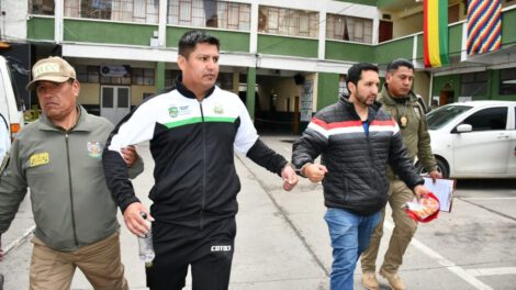 protestas por mejoras educativas en La Paz