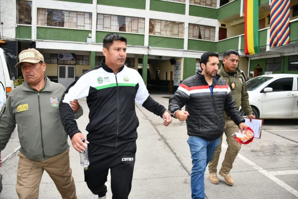 protestas por mejoras educativas en La Paz