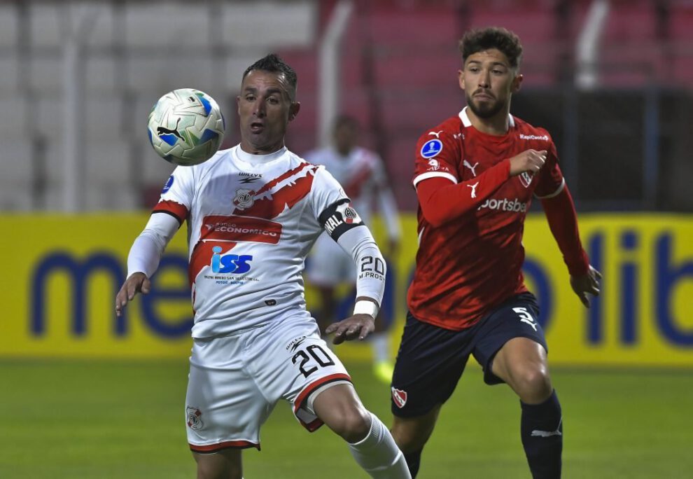 Nacional Potosí vs Boston River en la Copa Sudamericana