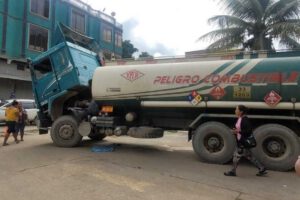 venta irregular de combustibles en Caranavi y Guanay