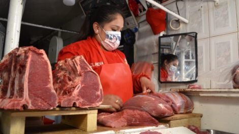 Gobierno convoca a Contracabol para discutir precios de carne