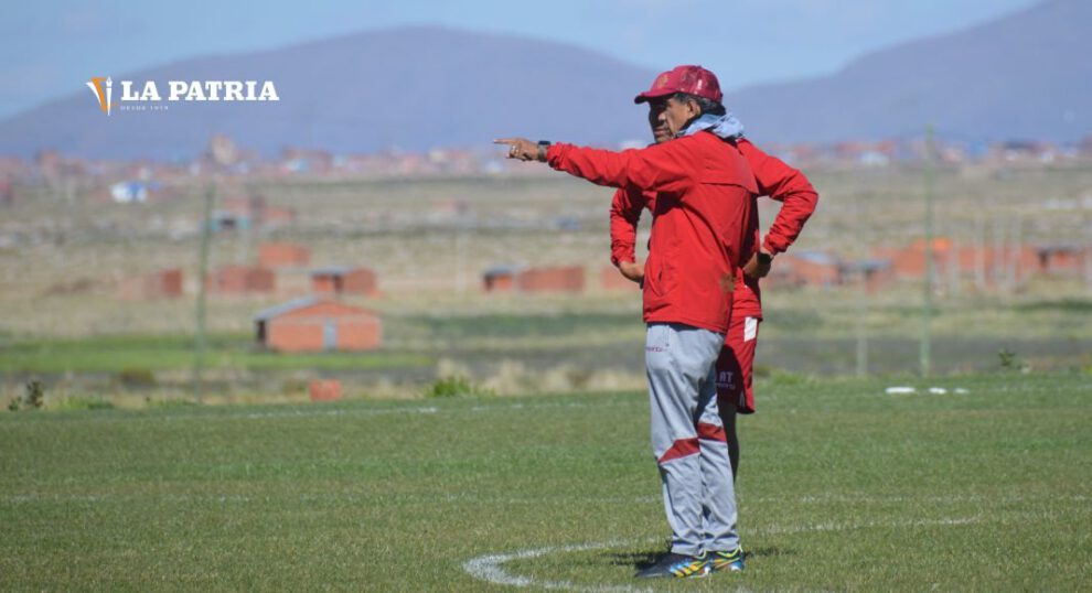 CDT Real Oruro busca triunfos en el torneo profesional
