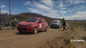 Competencia nacional de automovilismo en Irumita