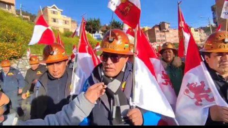 Crisis de diésel y material explosivo en el sector minero cooperativista