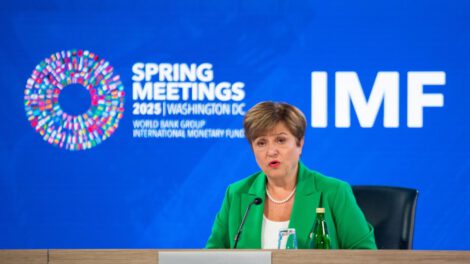 Fondo Monetario Internacional instando a países a cooperar