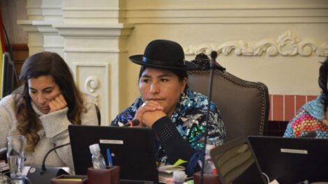 Congelamiento de tarifas de transporte en La Paz