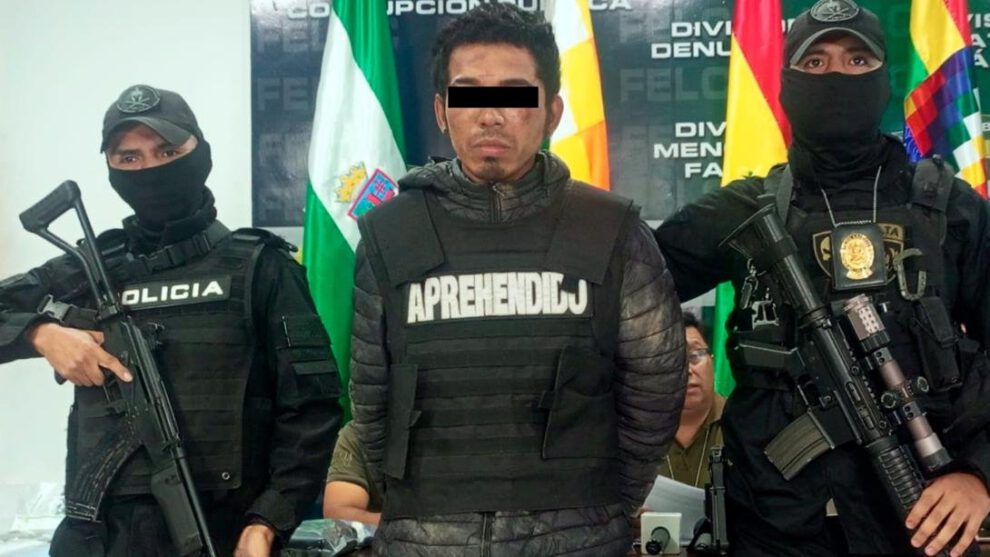 Motociclista asalta enfermera en Santa Cruz