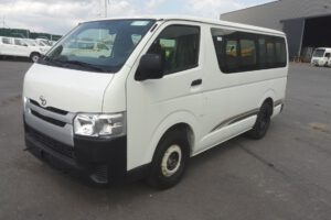 Chofer condenado por violación en minibús