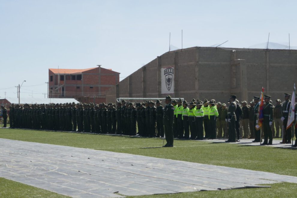 Policía Rural y Fronteriza celebra 48 años de servicio en Oruro