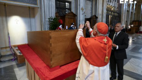 El Papa Francisco ha sido sepultado en la basílica de Santa María la Mayor