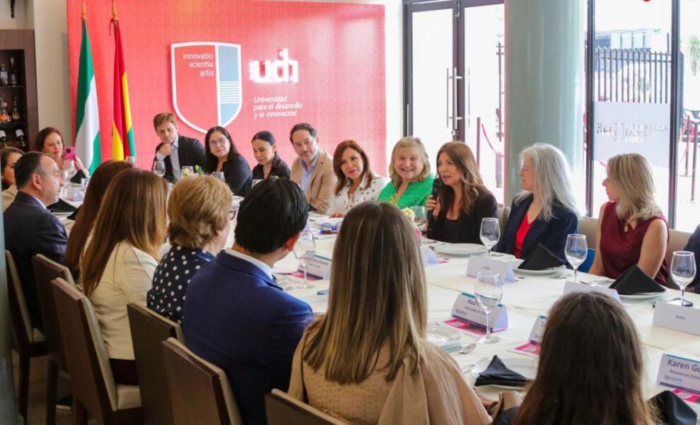 Encuentro sobre igualdad de género en la UDI