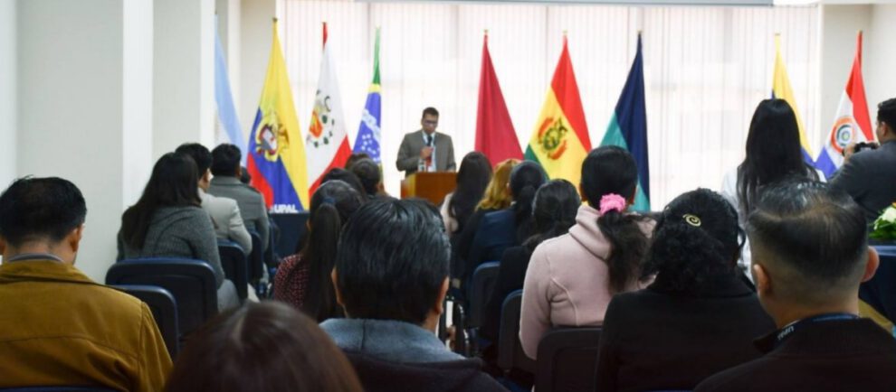 Acto académico de la UPAL Oruro por sus 26 años de formación profesional