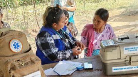 Atenciones médicas tras inundaciones