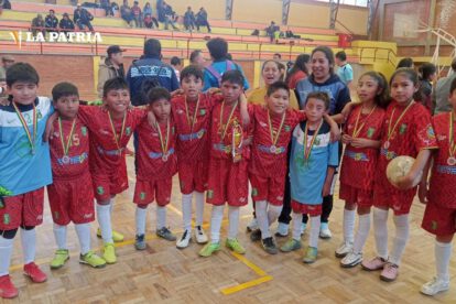 Futsal Infantojuvenil Oruro celebra exitoso cierre de la temporada 2024