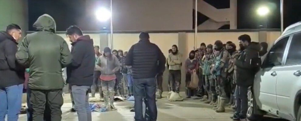 Aprehensión de 37 personas por robo de mineral en Potosí