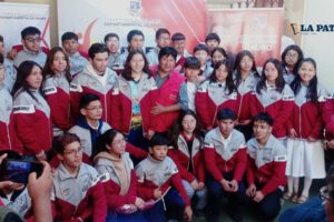 Selección orureña de natación en el Campeonato Nacional Apertura 2025