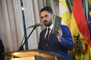 Decisión judicial contra Evo Morales calificada como payasada por Eduardo Del Castillo