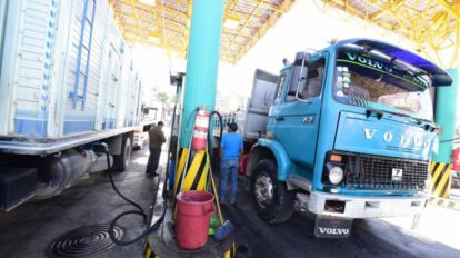 Incremento salarial en el sector de combustibles