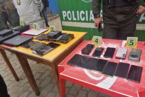 Allanamiento en El Alto: 55 dispositivos robados