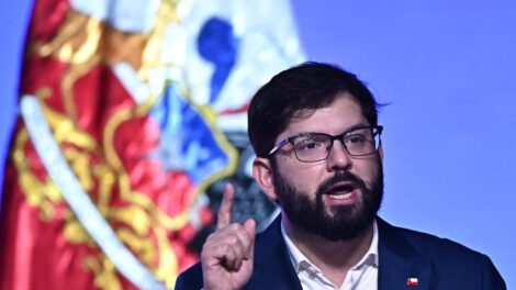 Terremoto en Chile provoca alerta de tsunami