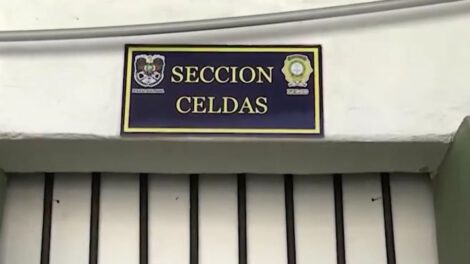 Aprehensión de mujeres con dinero en Desaguadero