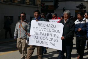 Protesta contra la Ley Municipal de Patentes en Oruro