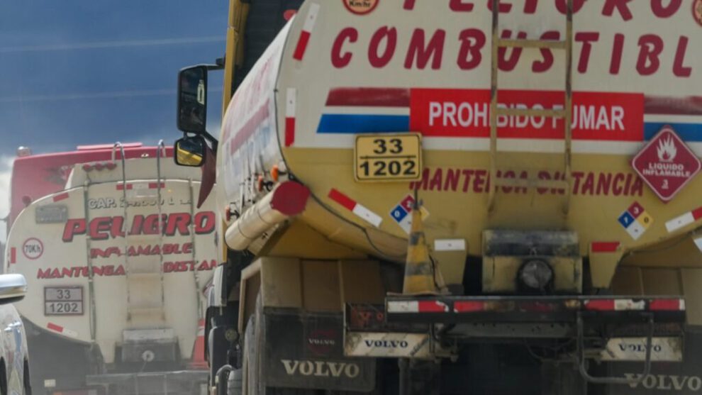 importación de combustibles en Bolivia
