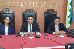 Investigación a jueces por Evo Morales