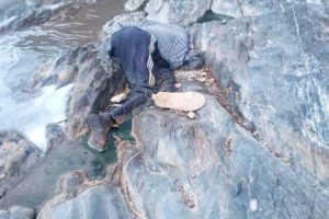 Caso de adolescente hallado muerto entre objetos rituales