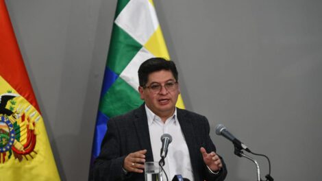 Decreto de innovación tecnológica en servicios financieros en Bolivia