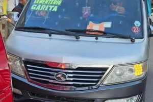 Chofer atropella funcionario La Paz